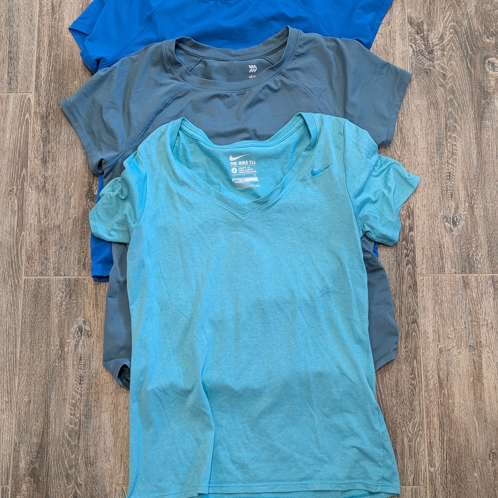 Nike Trio of Blue and Gray T-Shirts